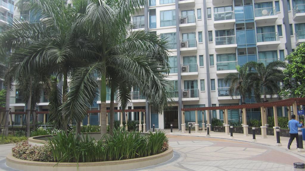 Palm Tree Condos Near Mnl Airport Terminal 3 By Elr マニラ市 エクステリア 写真